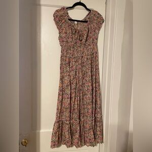 Old Navy Floral Print Maxi Dress